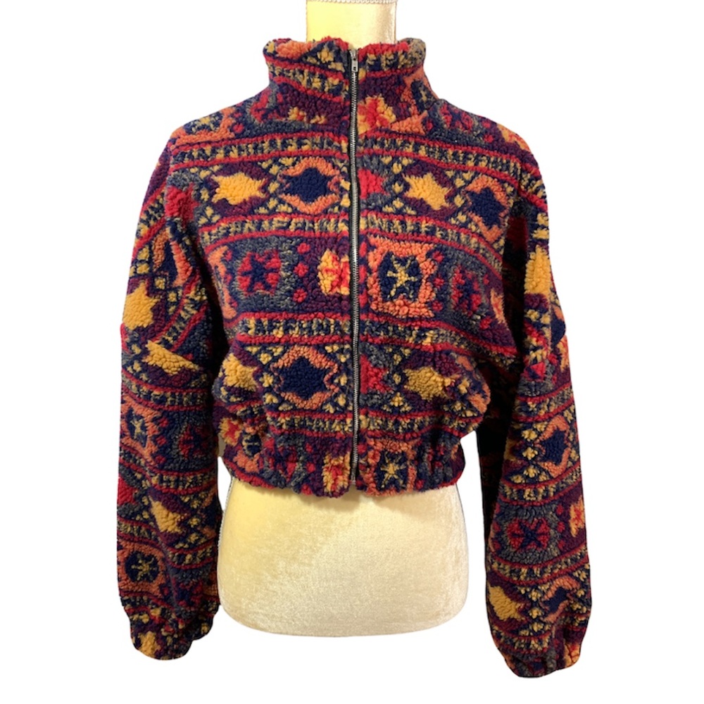🎉Host Pick🎉 Zaful Fluffy/Fuzzy Full Zipped Crop Light Jacket